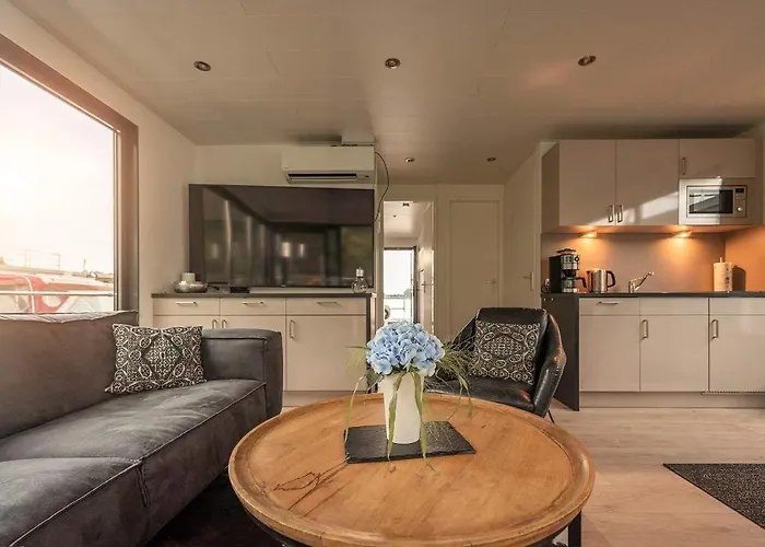 Holiday home Schwimmendes Pur